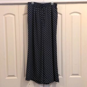 Straight leg dress pants, size L